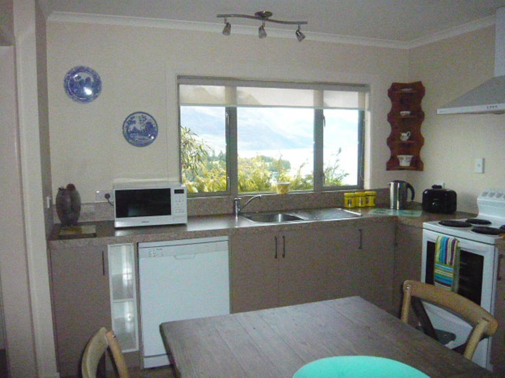The B & B On The Hill Queenstown Room photo