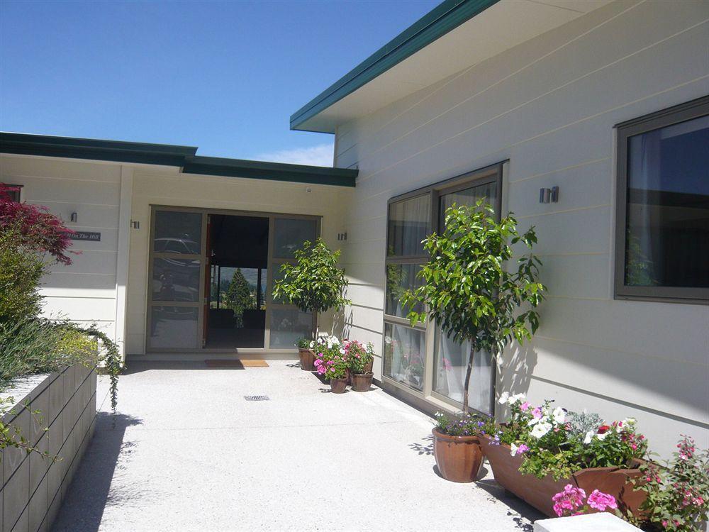 The B & B On The Hill Queenstown Exterior photo