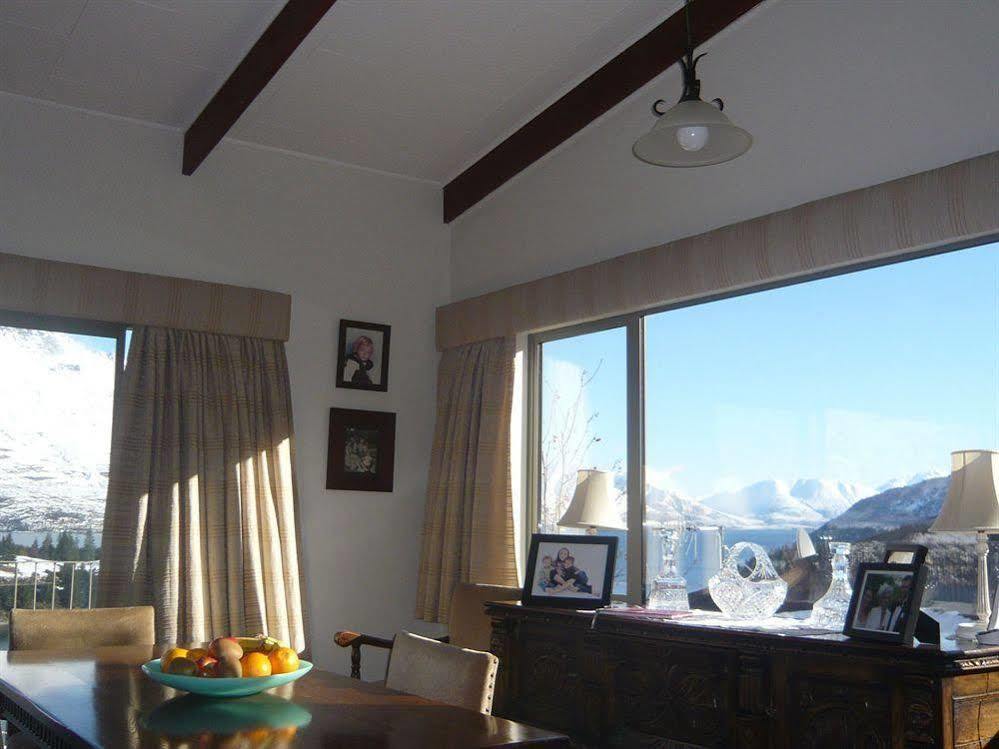 The B & B On The Hill Queenstown Exterior photo