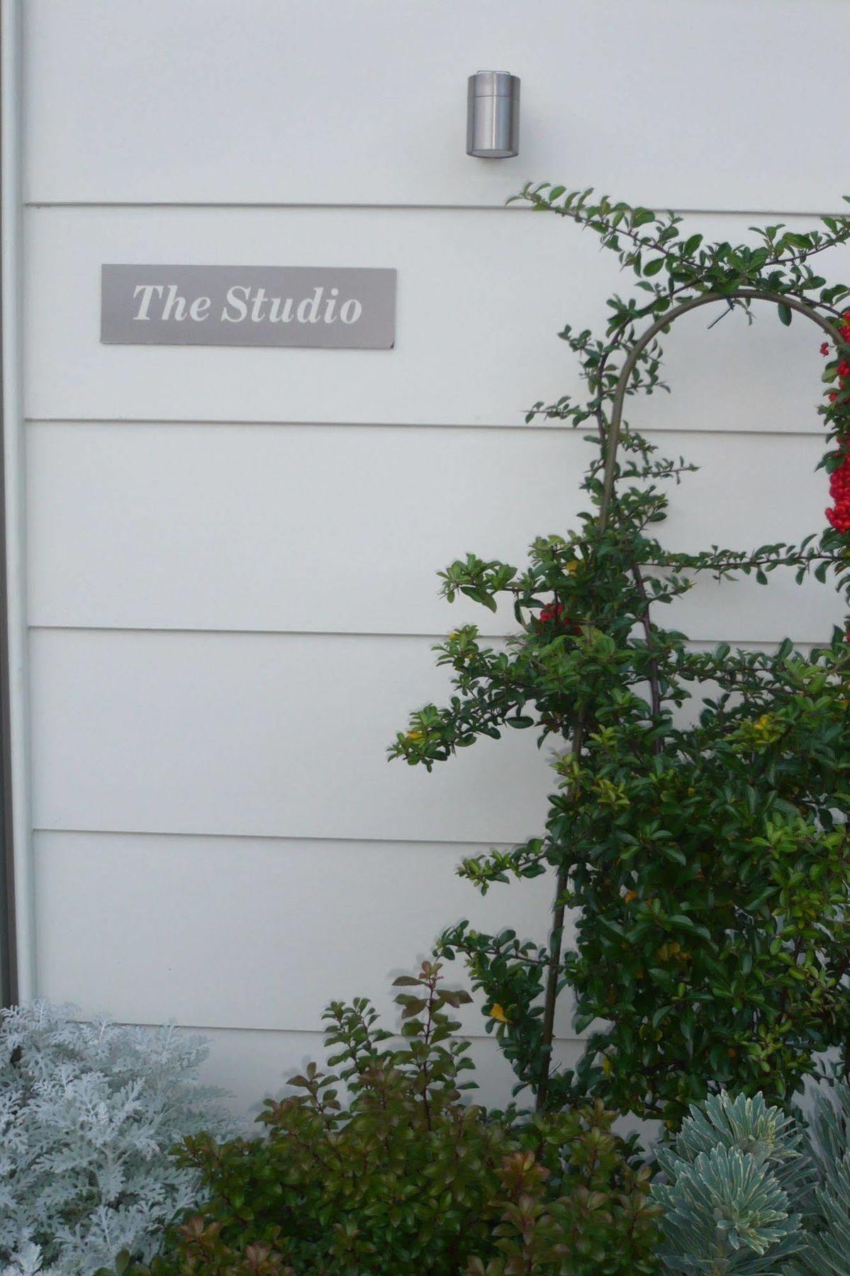 The B & B On The Hill Queenstown Exterior photo