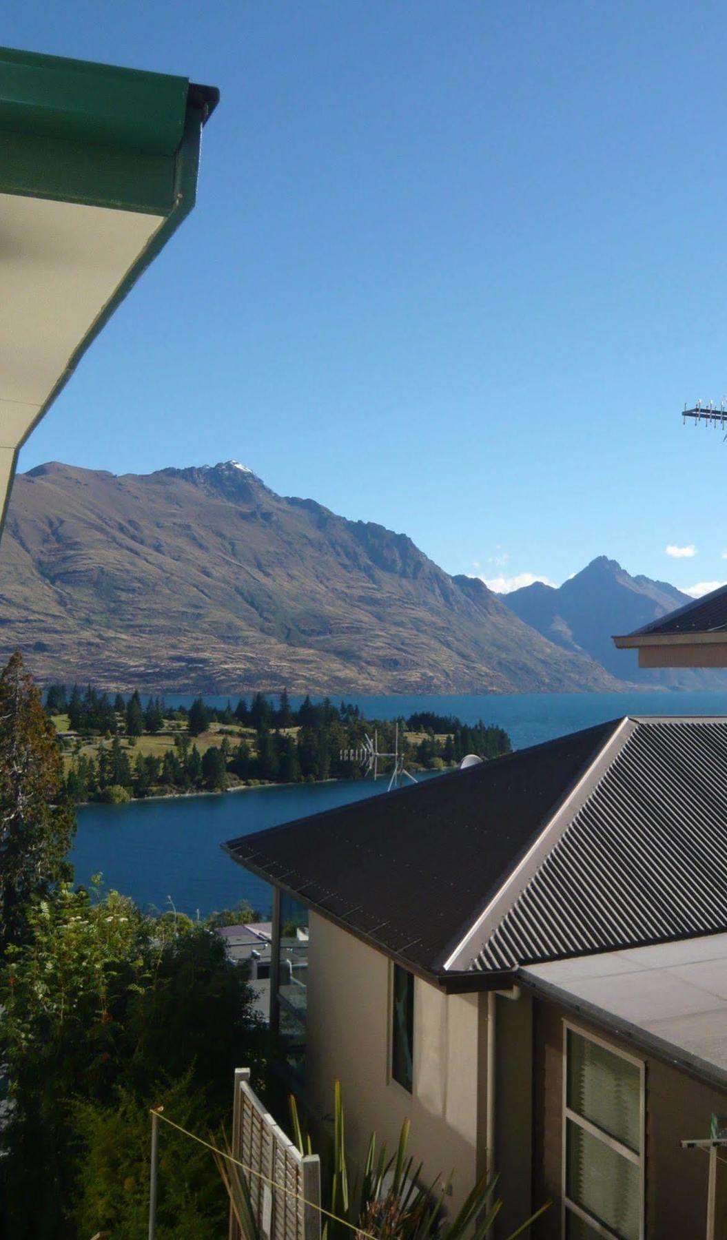 The B & B On The Hill Queenstown Exterior photo